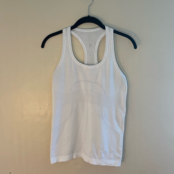 lululemon athletica Tops - Lululemon Swiftly Tech Racerback Tank White Size 6
